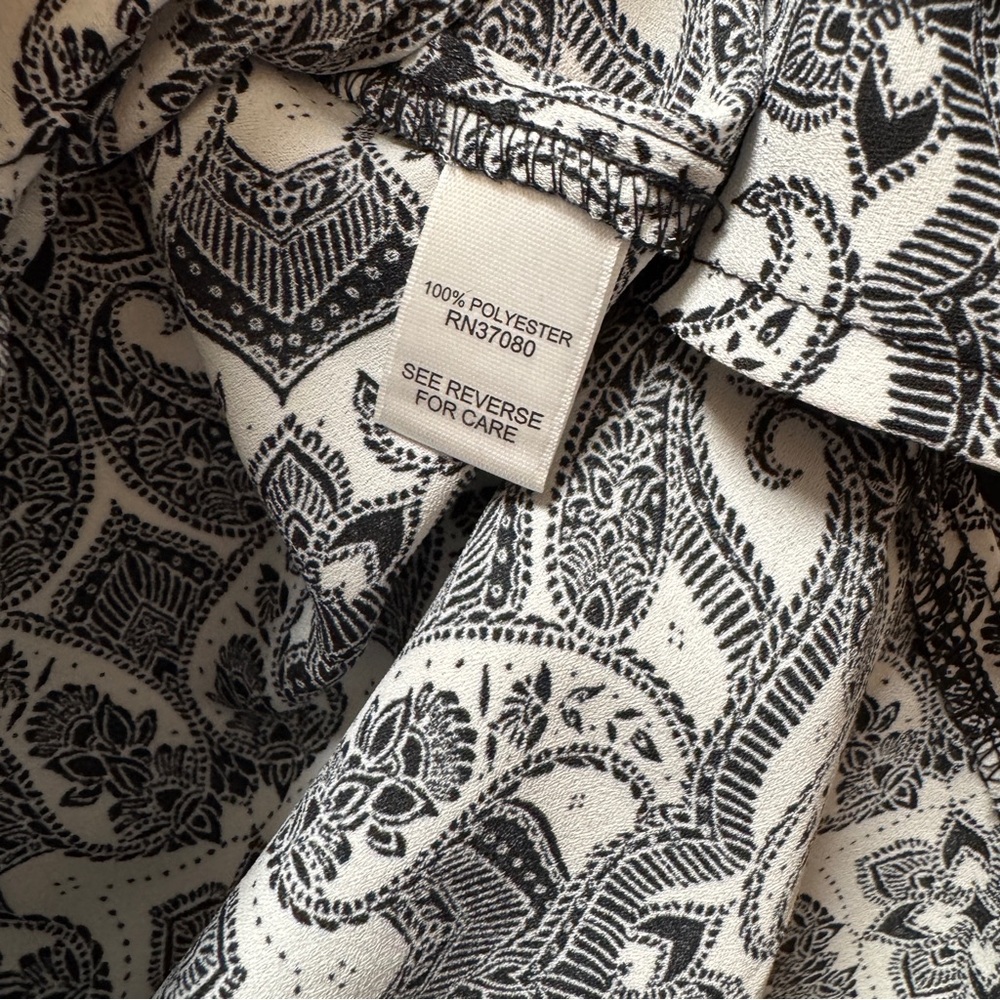 Cato Black and White Graphic Boxy Blouse with Mandarin Collar - Picture 7 of 7